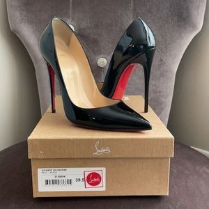 Christian Louboutin So Kate black patent leather